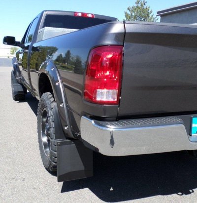 2018 Ram 4x4 AM Flares 14in wide LFT front and rear.JPG