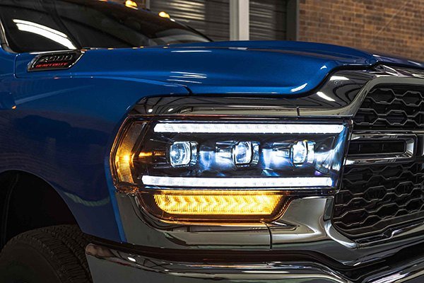 adlights-for-2019-dodge-ram-with-side-markers-on_0.jpg