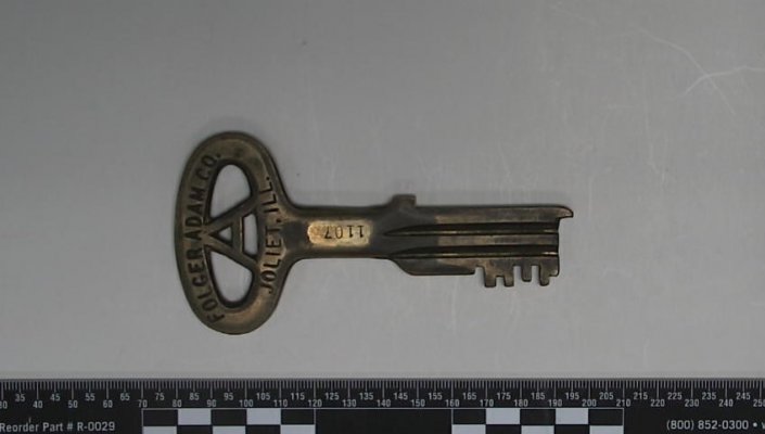key (2).jpg key (2).jpg