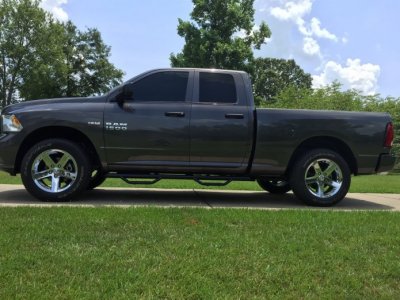 Truck Leveled #1.jpg