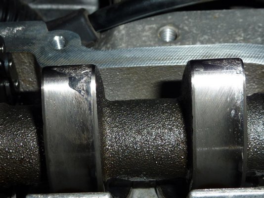 -photos-have-been-added-of-damaged-camshaft-lobe-d.jpg