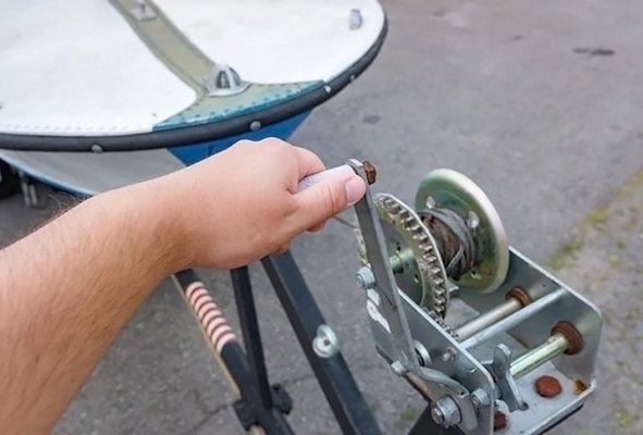 nches-provide-muscle-when-loading-your-trailer-1_0.jpg nches-provide-muscle-when-loading-your-trailer-1_0.jpg