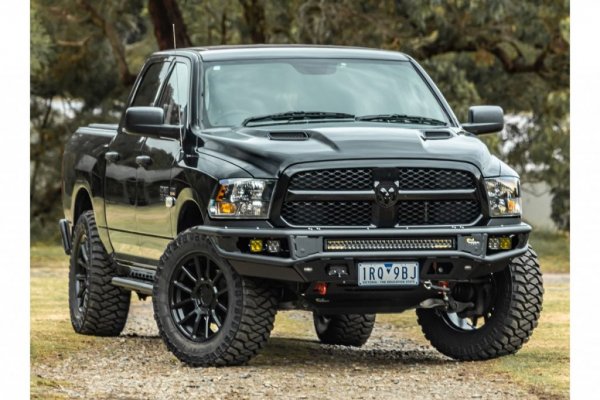 Ram-1500-DS-Bull-Bar-3.jpg