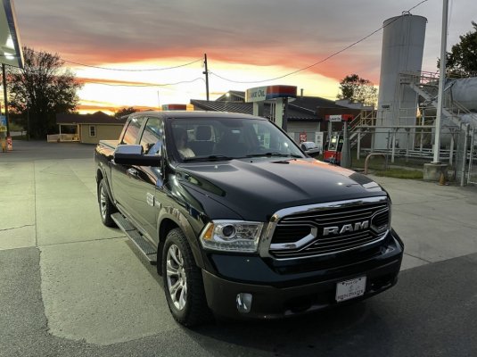 Daves_truck2.jpg Daves_truck2.jpg