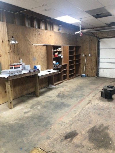 Garage3.jpg Garage3.jpg