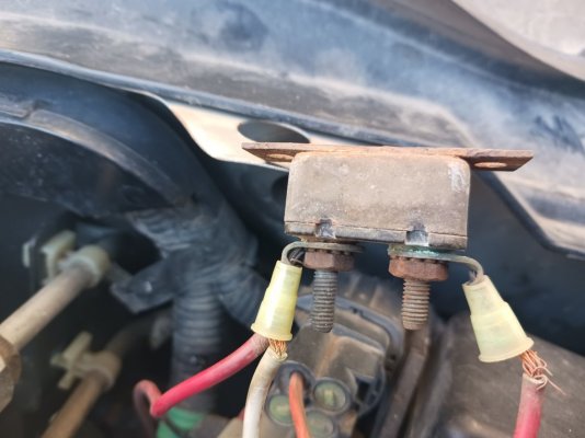5500 Electrical Thing.jpg
