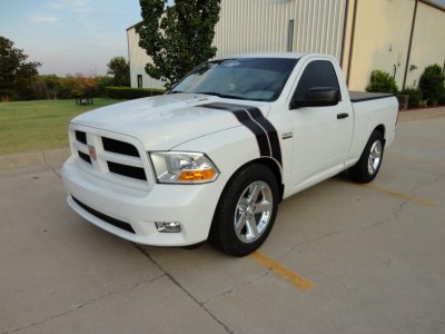 Dodge Express Lowered 005.jpg