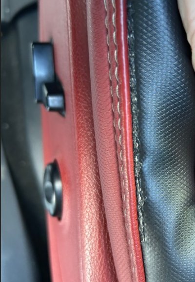 seat.jpg seat.jpg