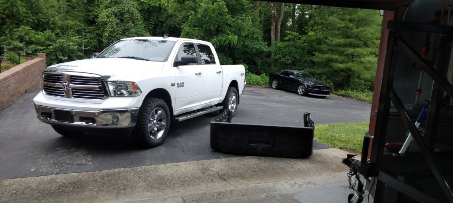 Truck 1.jpg Truck 1.jpg