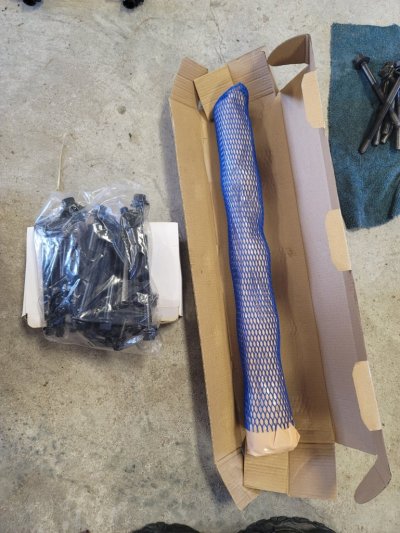 camand bolts.jpg camand bolts.jpg