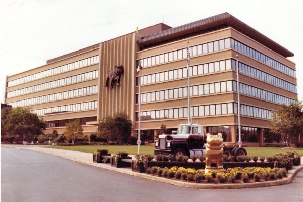 1972_-_Mack_Trucks_World_Headquarters_3_Allentown_PA.jpg