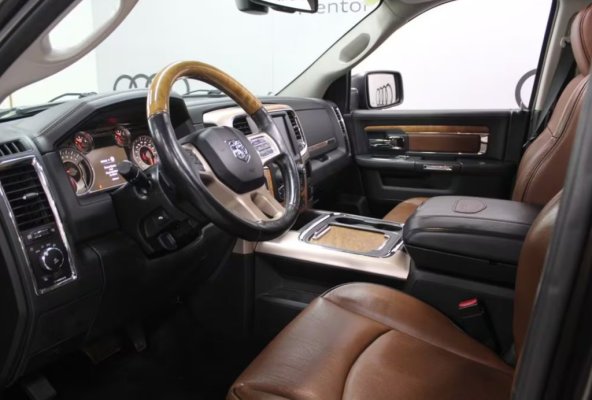 Ram-strg-wheel.jpg Ram-strg-wheel.jpg