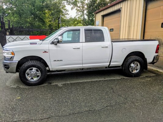Truck.jpg Truck.jpg