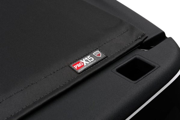 pro-x15-tonneau-cover-logo-close-up.jpg pro-x15-tonneau-cover-logo-close-up.jpg