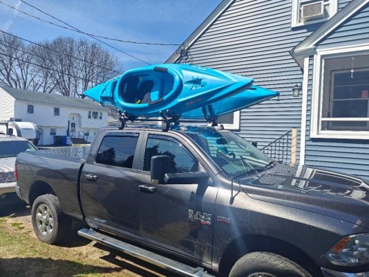 Kayaks.jpg Kayaks.jpg