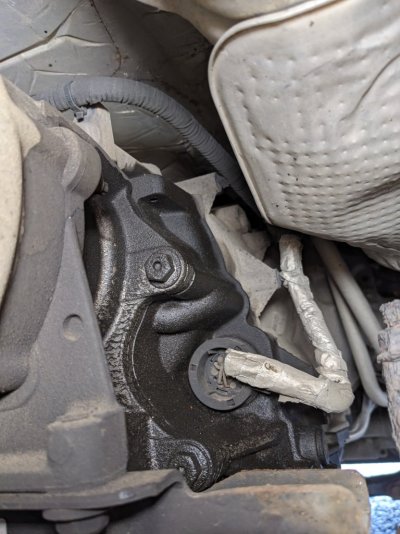 RAM Transmission 004.jpg
