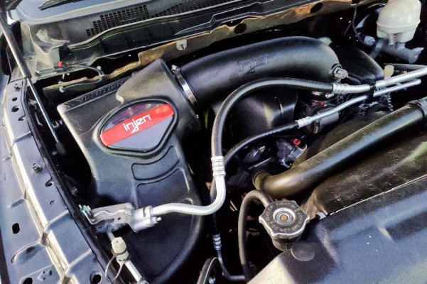 evo8100-oncar.jpg evo8100-oncar.jpg