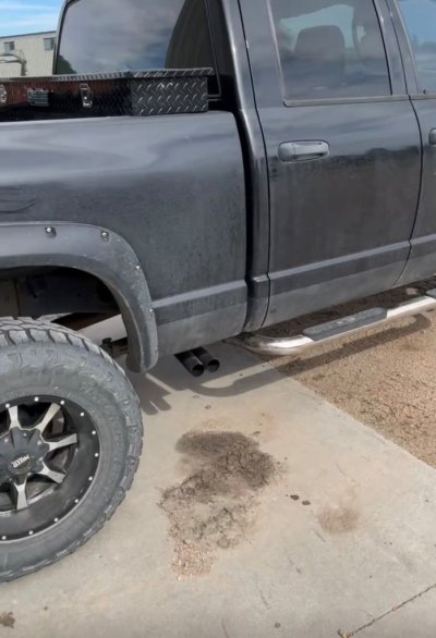 exhaust.jpg exhaust.jpg