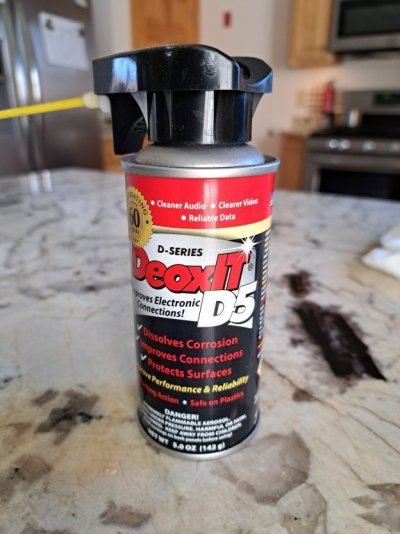 Deoxit Cleaner.jpg Deoxit Cleaner.jpg
