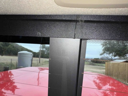 Rear Interior Backlite frame cracked-Friedman-2019 Ram 1500 5th Gen.jpg