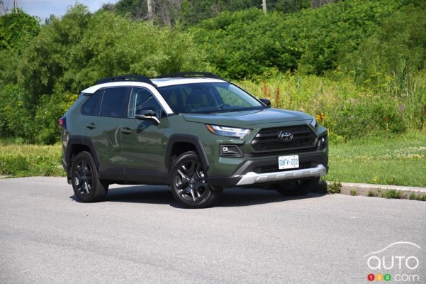 Toyota-RAV4-Trail-2024-26fr.jpg