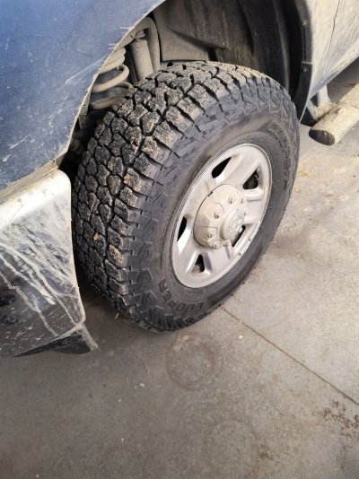 Truck Tires 2.jpg