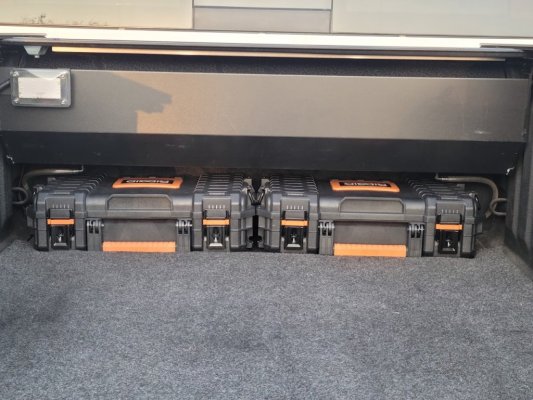 toolboxes.jpg toolboxes.jpg