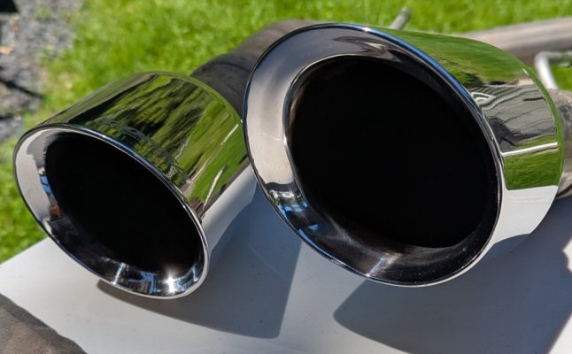 Corsa tips inside.jpg Corsa tips inside.jpg