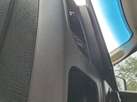Driver's Knee View Bottom Fit.jpg