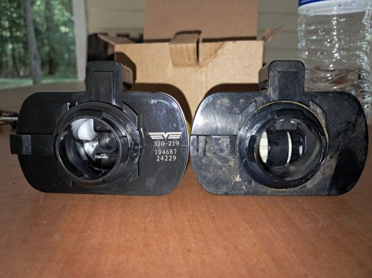 20250718_125618 OEM, pump loose in housing.jpg 20250718_125618 OEM, pump loose in housing.jpg