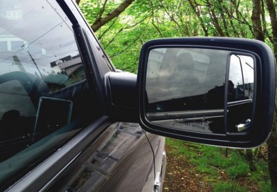 BlindSpotMirror01.jpg BlindSpotMirror01.jpg