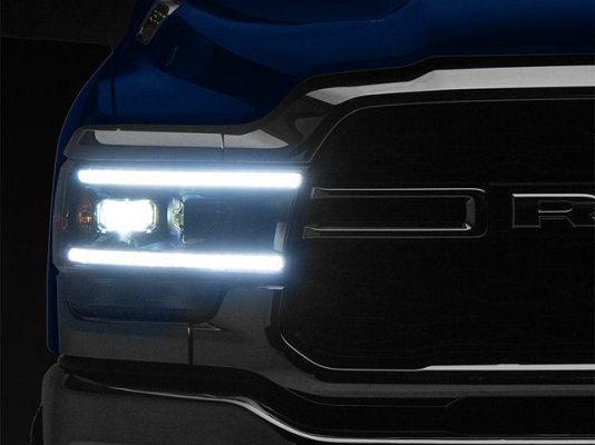 Headlight 01.jpg Headlight 01.jpg