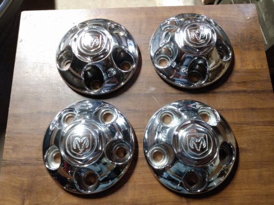 RAM Chrome Center Caps 03.jpg