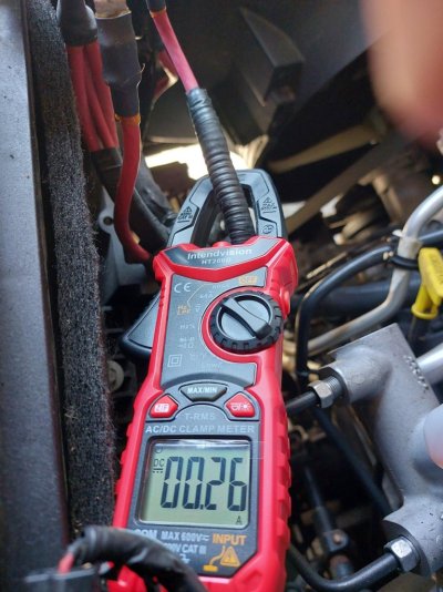 DC clamp mtr on B+ xtr.jpg DC clamp mtr on B+ xtr.jpg