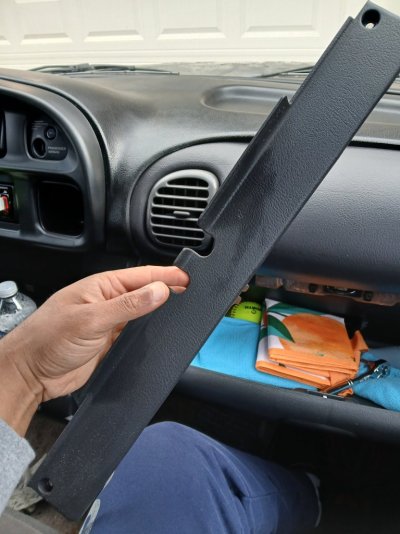 Dodge Ram Glovebox Light Fix 4.jpg