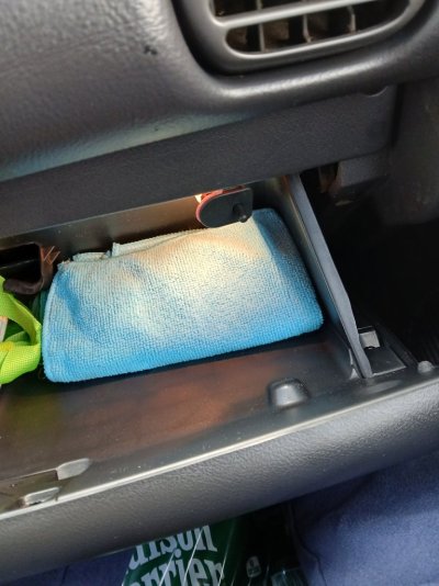Dodge Ram Glovebox Light Fix 16.jpg