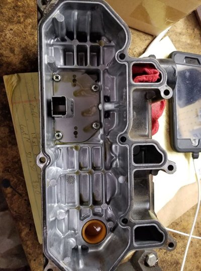 Yanmar Valve Cover 1,200 hrs.jpg