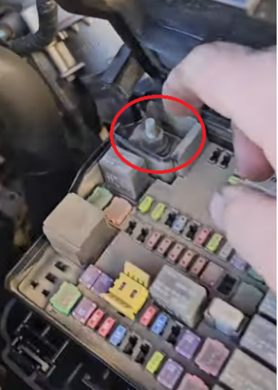 fuse box.PNG fuse box.PNG