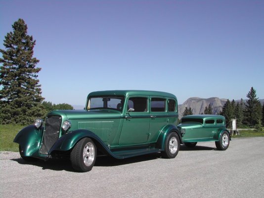 Car,Rockies.JPG