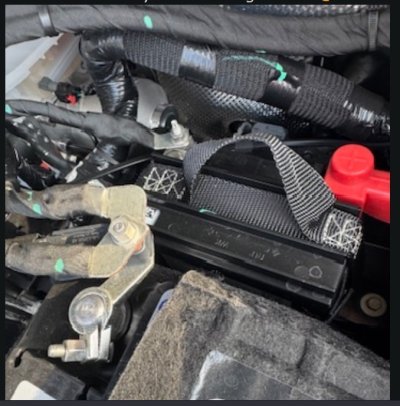 SST start-stop battery.jpg SST start-stop battery.jpg