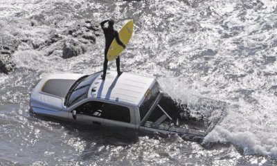 RAM-power-pickup-stuck-in-ocean-photo-shoot-fail-2013 (3).jpg