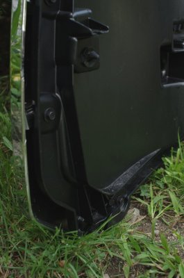 17RAMgrill_back.jpg 17RAMgrill_back.jpg