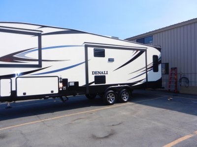 2017 Denali 307RLS 004.jpg