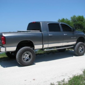 2007 Mega Cab
