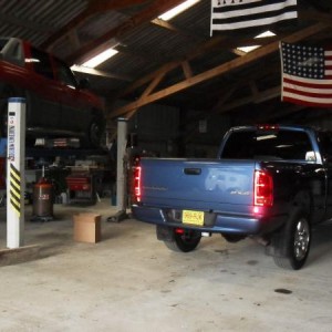 4/ At the French car shop