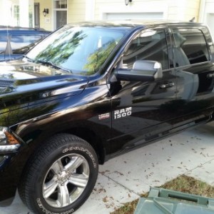 2014 Dodge Ram 1500 Sport CC 4x4 5.7L Hemi