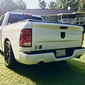 2015 RAM 1500 2WD 5.7 HEMI