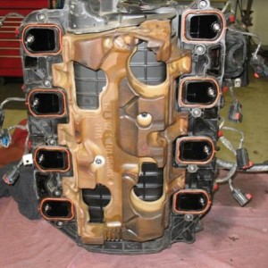 Intake sitting on the cart, man the ports have some size to em