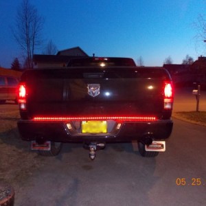 LED tail gate bar