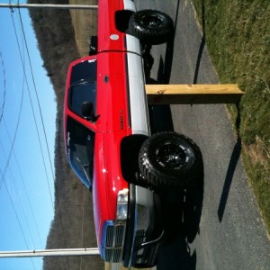 My old truck with 5" suspension and 3" body lift on 37's